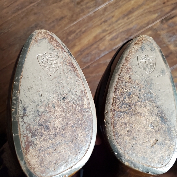 Beautiful Ferragamo Booties - Picture 7 of 15